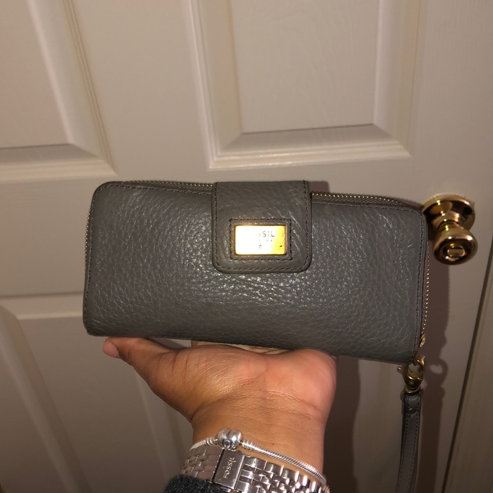 Fossil wallet